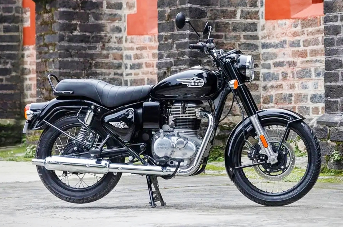 Royal Enfield Bullet 350 black colour side static image